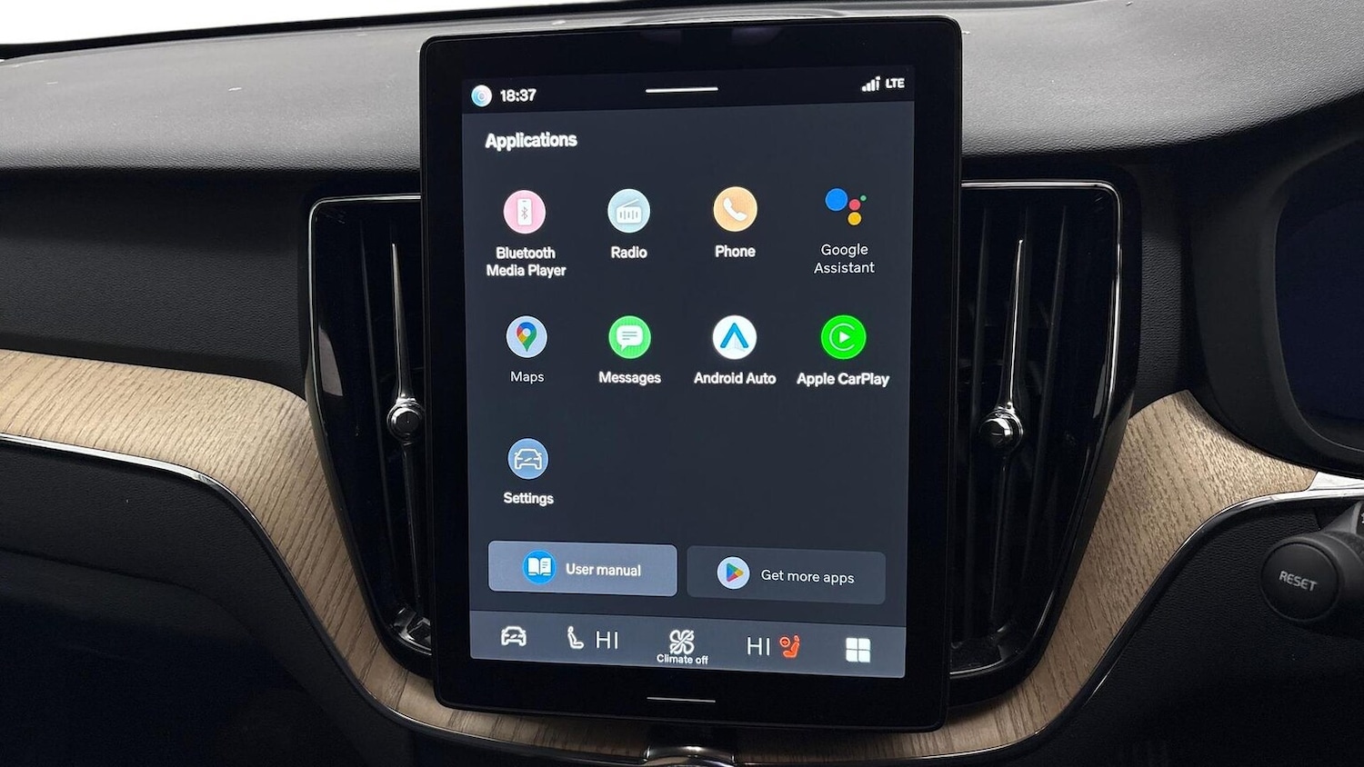 Used Volvo XC60 2025 for sale - 77888646: Photo 9