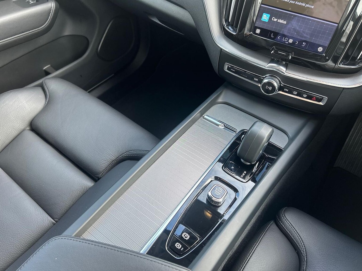 Used Volvo XC60 2022 for sale - 76497352: Photo 15