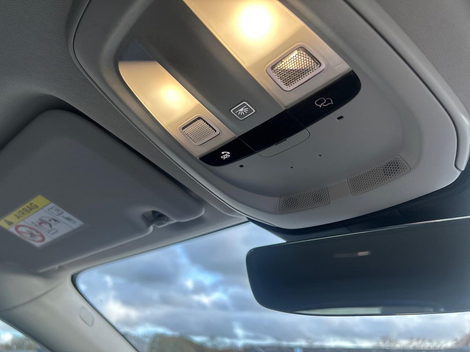 Used Volvo XC60 2022 for sale - 76497352: Photo 16