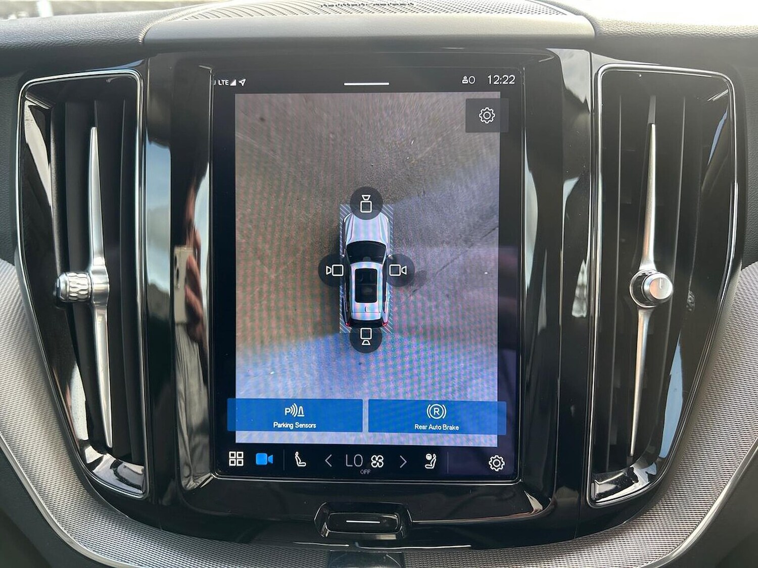 Used Volvo XC60 2022 for sale - 76497352: Photo 24