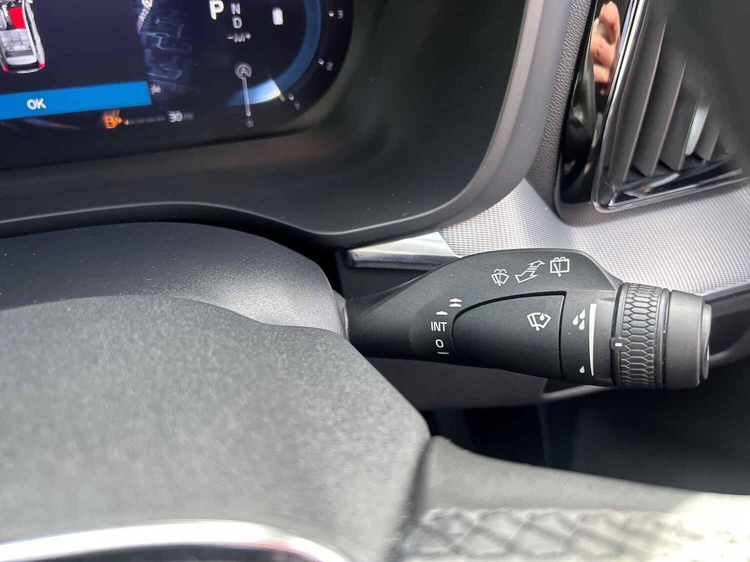 Used Volvo XC60 2022 for sale - 76497352: Photo 28