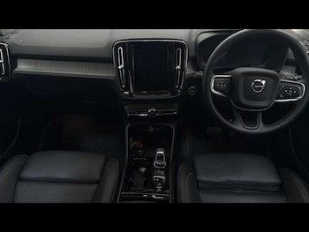 Used Volvo XC40 2025 for sale - 78480079: Photo