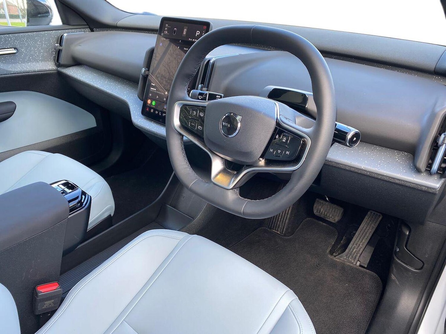 Used Volvo EX30 2025 for sale - 77901624: Photo 15