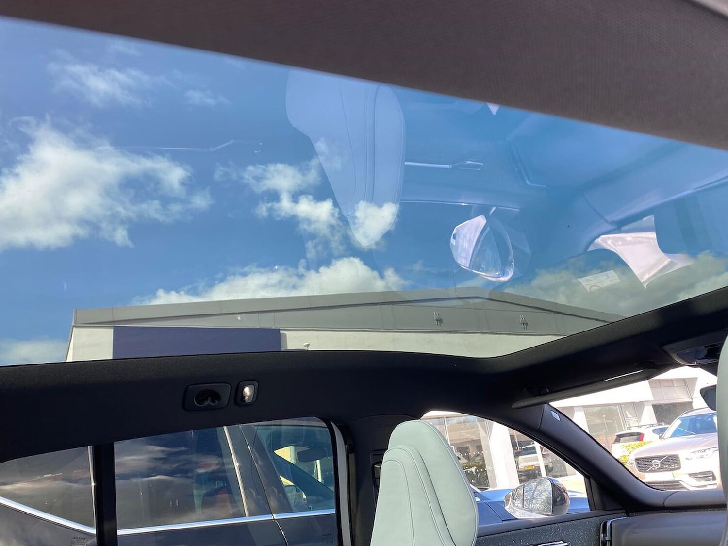 Used Volvo EX30 2025 for sale - 77901624: Photo 31