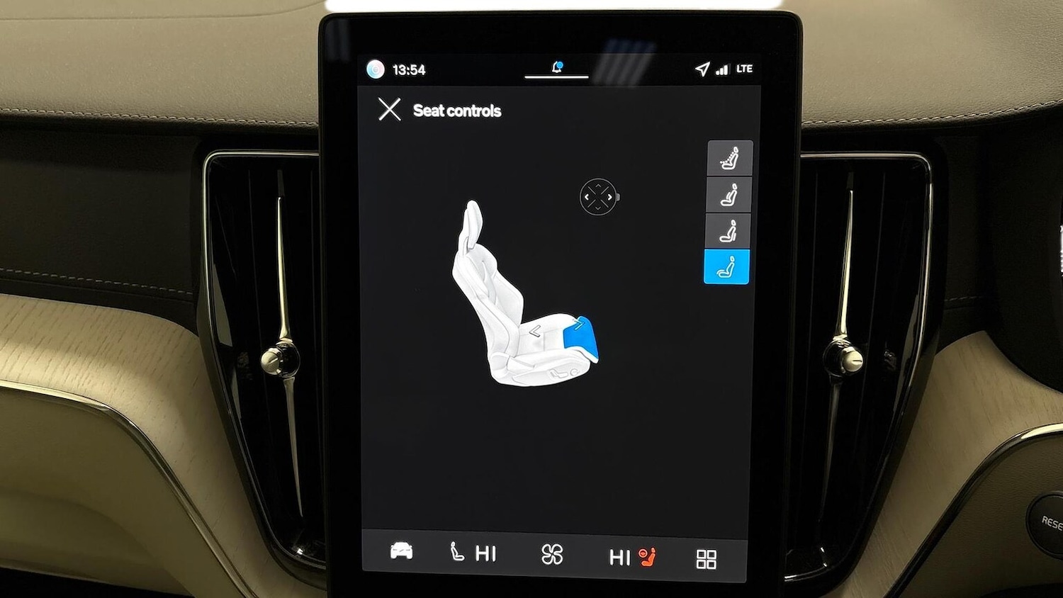 Used Volvo XC60 2025 for sale - 76863959: Photo 15