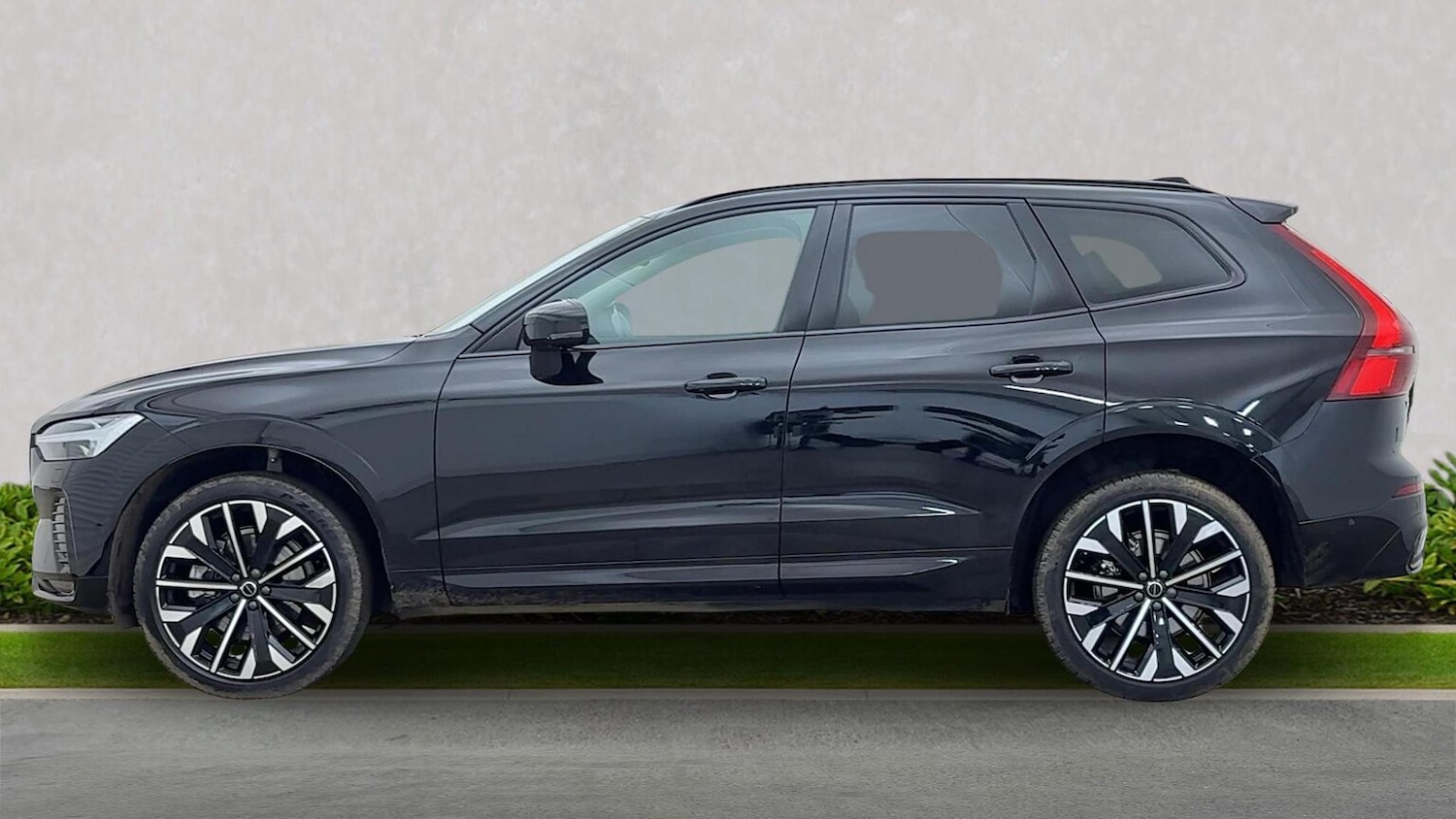 Used Volvo XC60 2025 for sale - 76863959: Photo 19