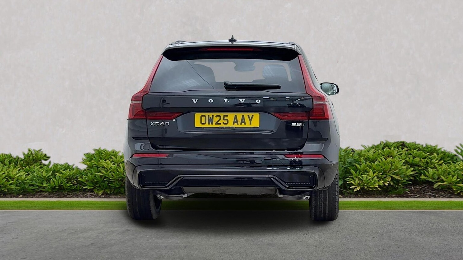 Used Volvo XC60 2025 for sale - 76863959: Photo 4