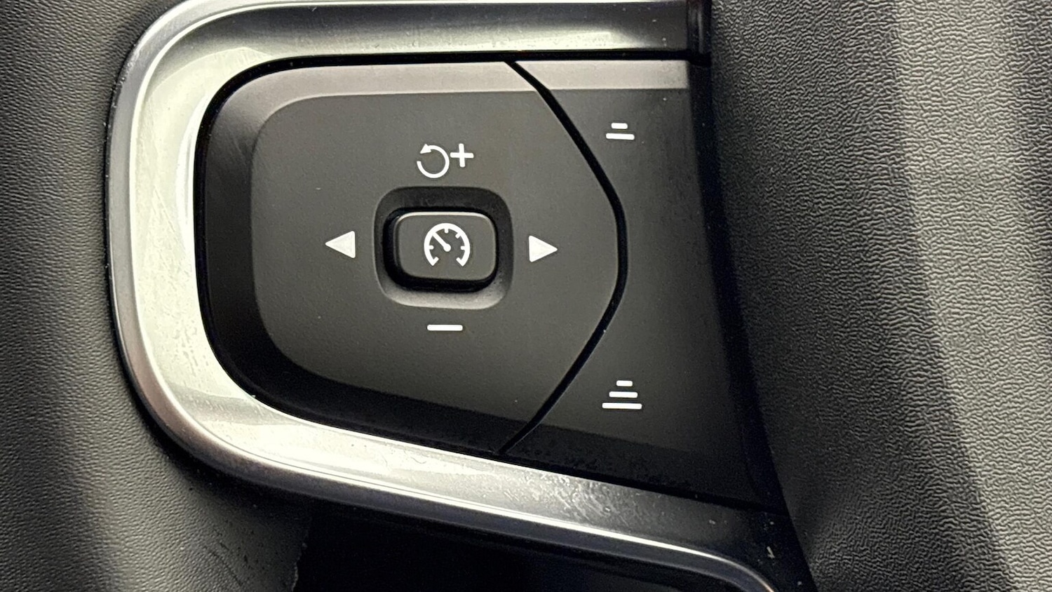 Used Volvo Other 2024 for sale - 76863958: Photo 26