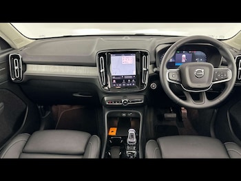Used Volvo XC40 2025 for sale - 79380341: Photo