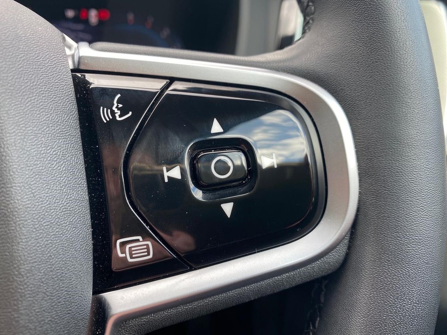 Used Volvo XC60 2025 for sale - 76845269: Photo 26