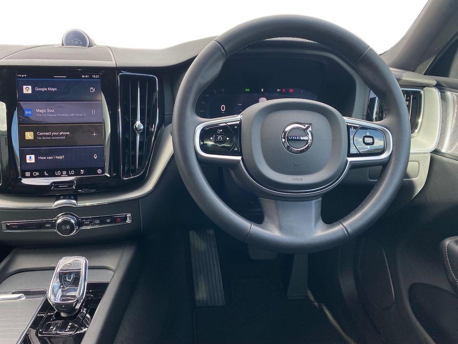 Used Volvo XC60 2025 for sale - 76845269: Photo 9