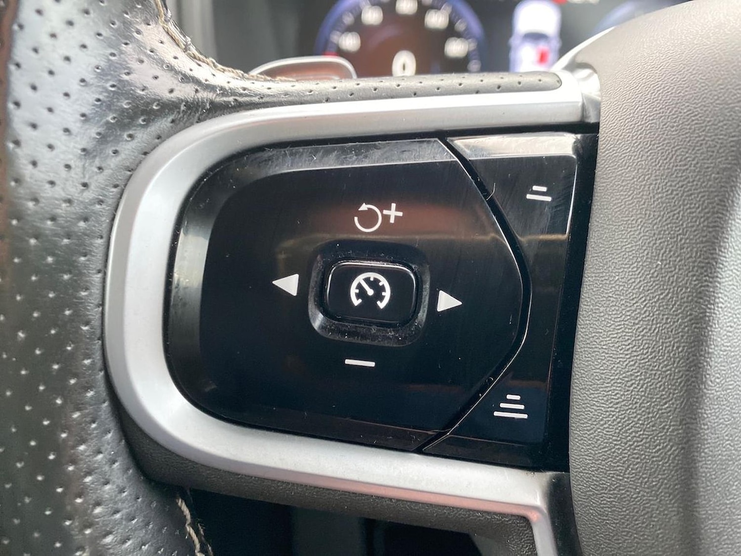 Used Volvo XC90 2018 for sale - 76490816: Photo 27