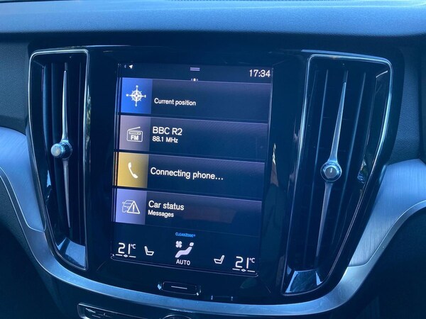 Used Volvo V60 2020 for sale - 76193200: Photo 11
