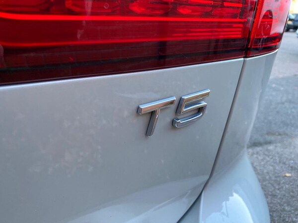 Used Volvo V60 2020 for sale - 76193200: Photo 35