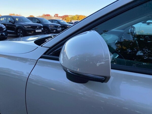 Used Volvo V60 2020 for sale - 76193200: Photo 38