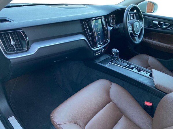 Used Volvo V60 2020 for sale - 76193200: Photo 7