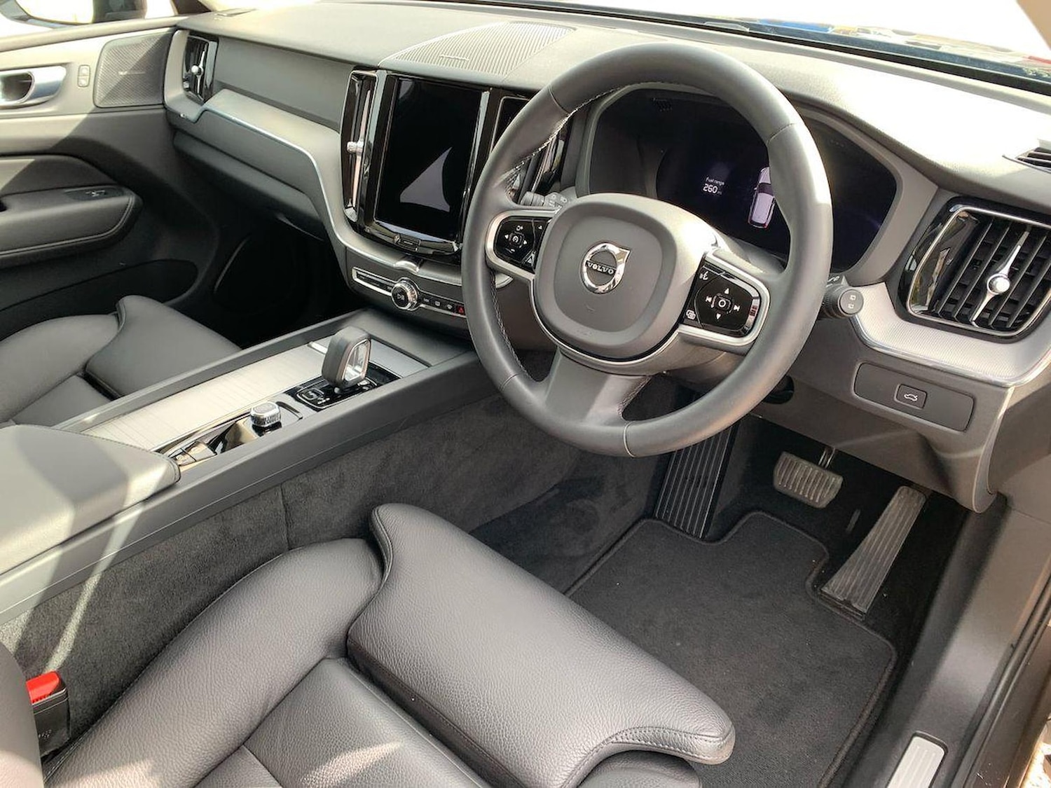 Used Volvo XC60 2022 for sale - 76179022: Photo 15