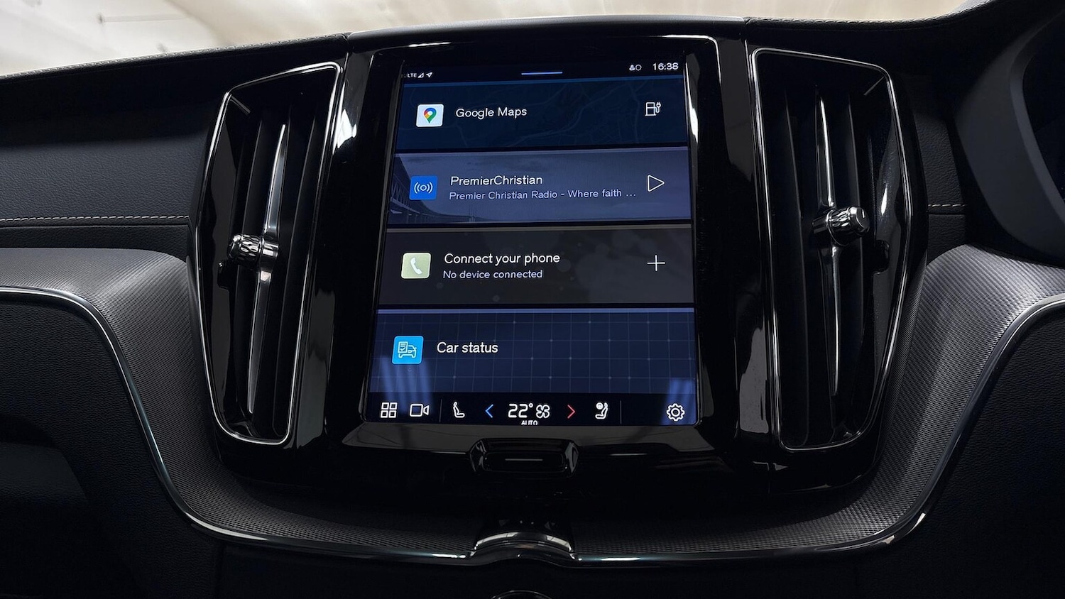 Used Volvo XC60 2022 for sale - 76969038: Photo 36