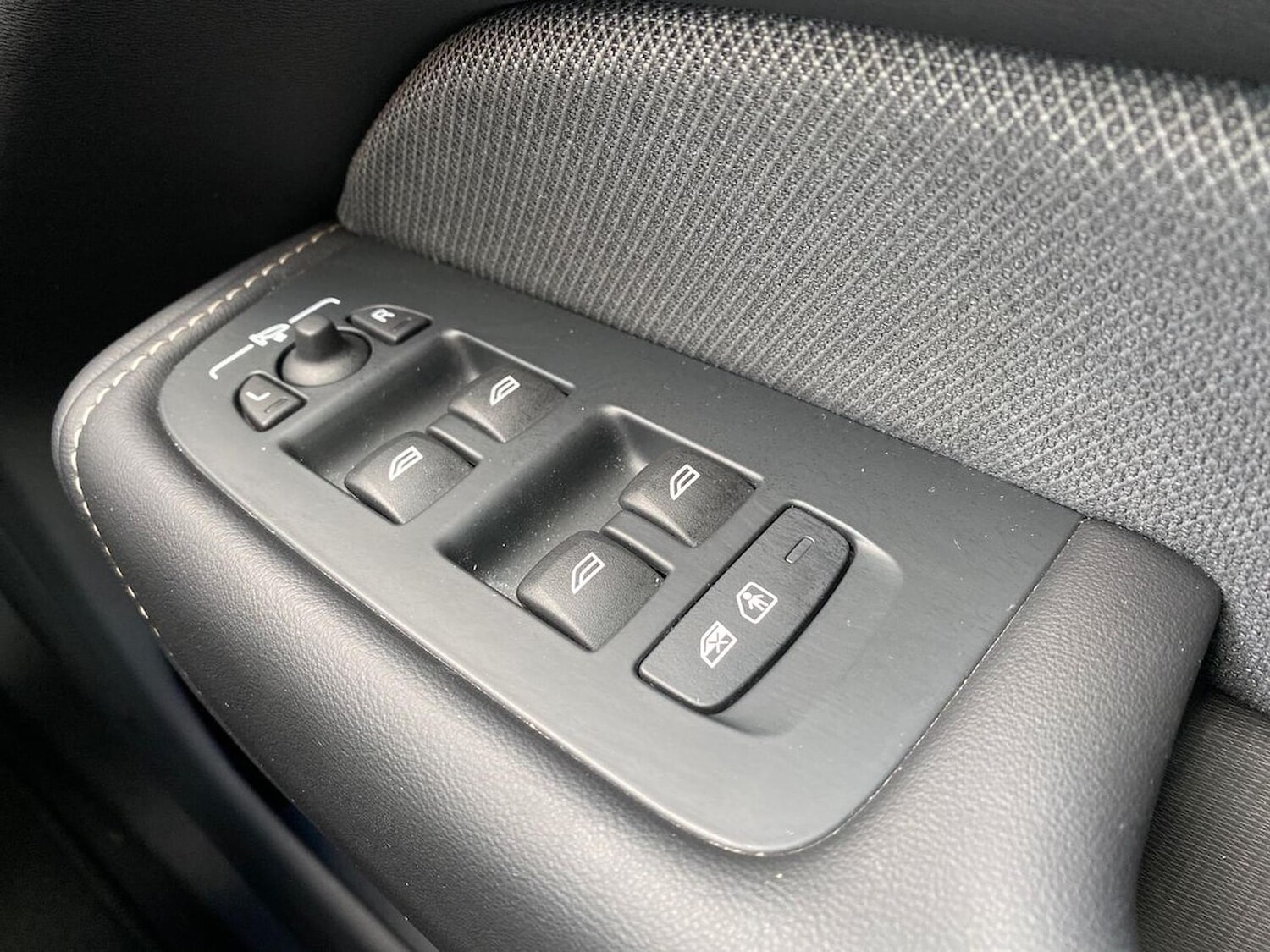 Used Volvo XC60 2024 for sale - 78194078: Photo 23