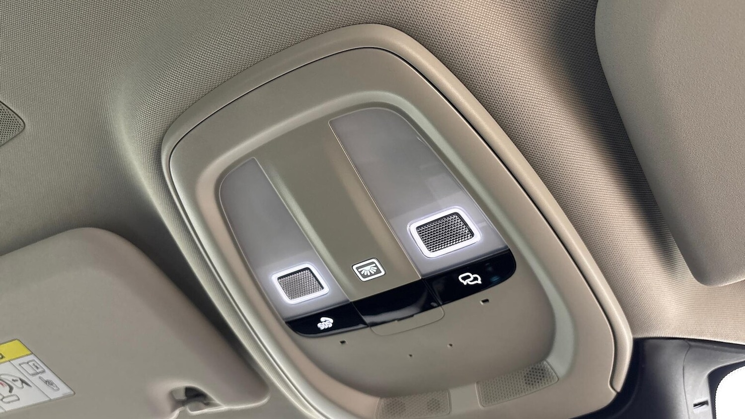 Used Volvo V60 2025 for sale - 77715387: Photo 14