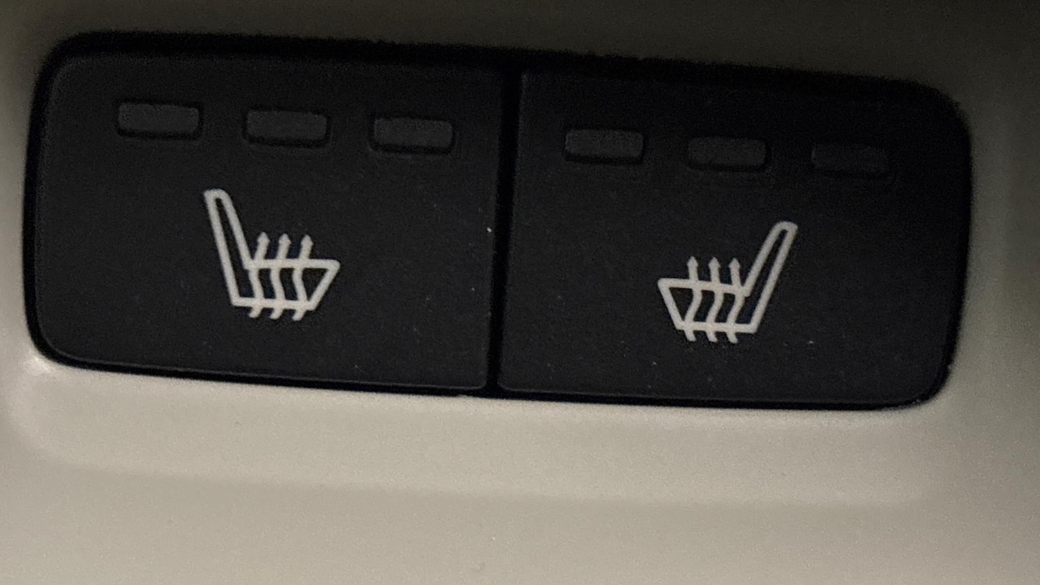 Used Volvo XC40 2025 for sale - 76422380: Photo 13