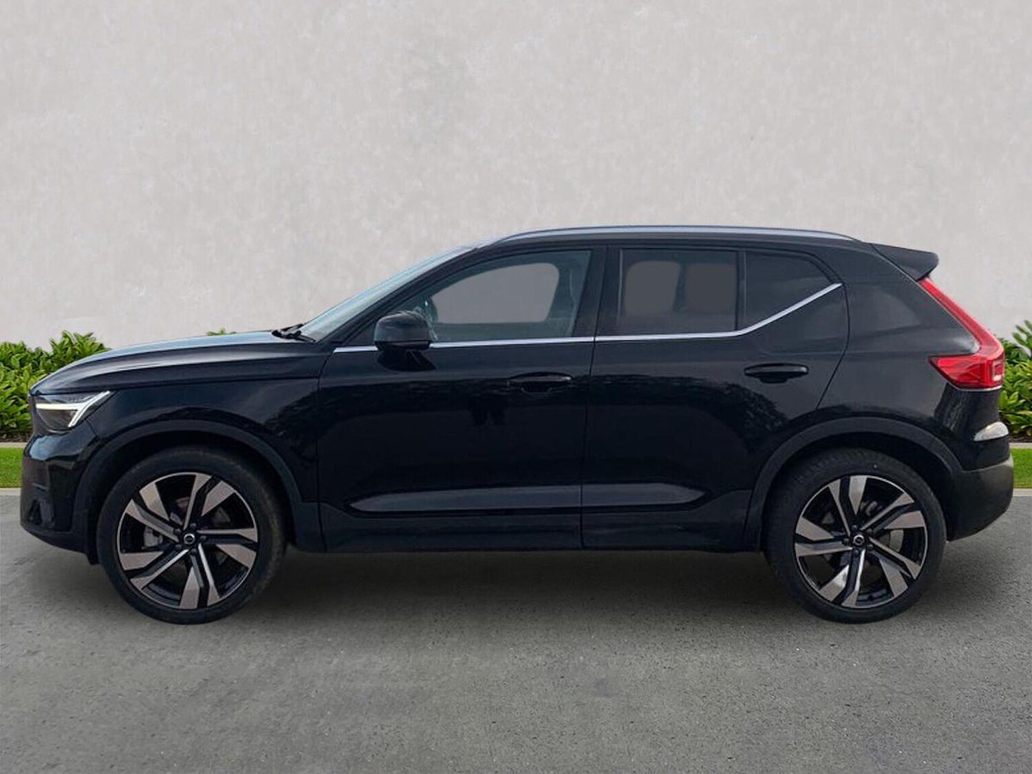 Used Volvo XC40 2025 for sale - 76422380: Photo 19