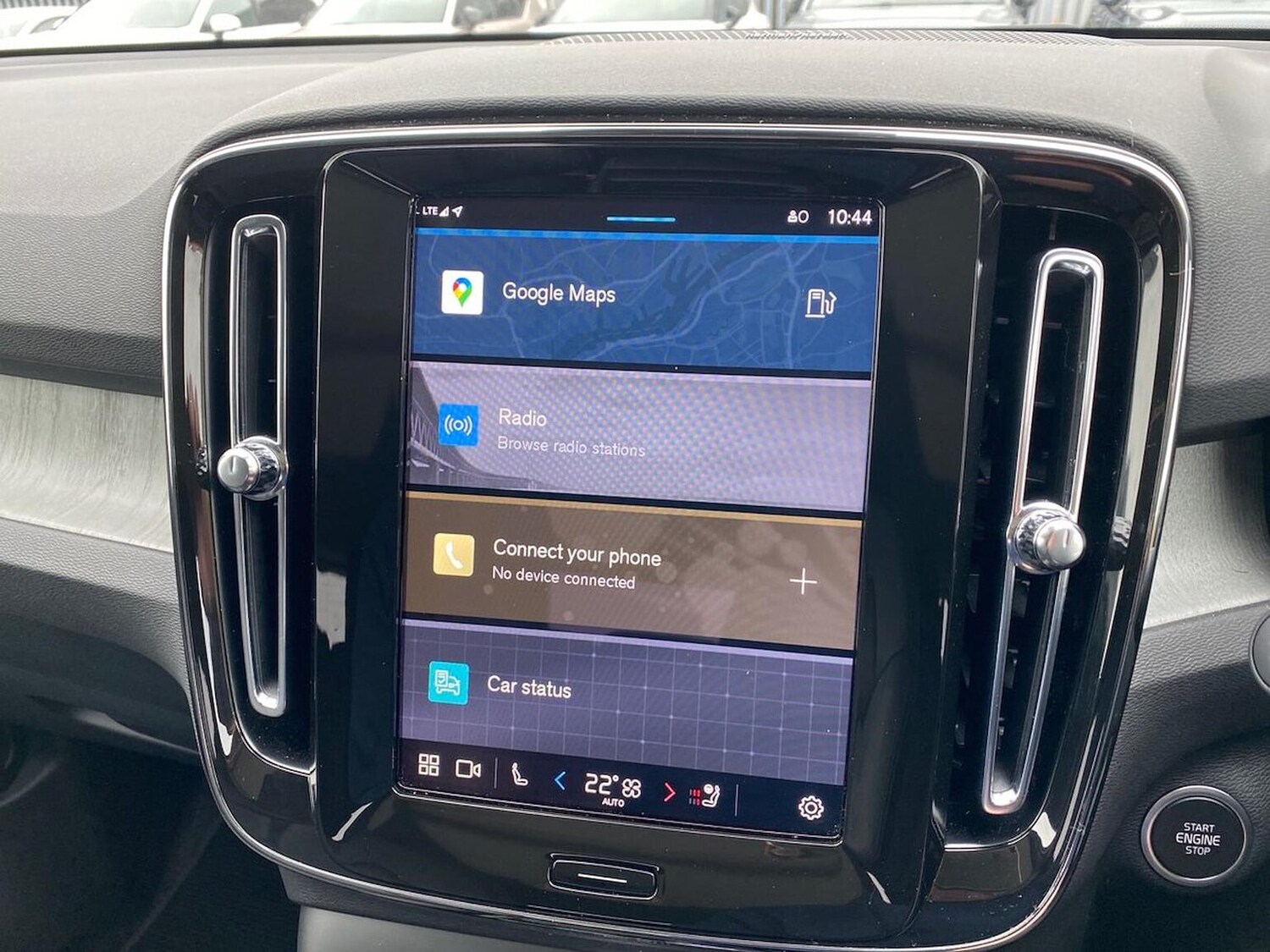 Used Volvo XC40 2024 for sale - 76207469: Photo 11