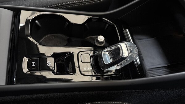 Used Volvo XC40 2024 for sale - 76207469: Photo 20