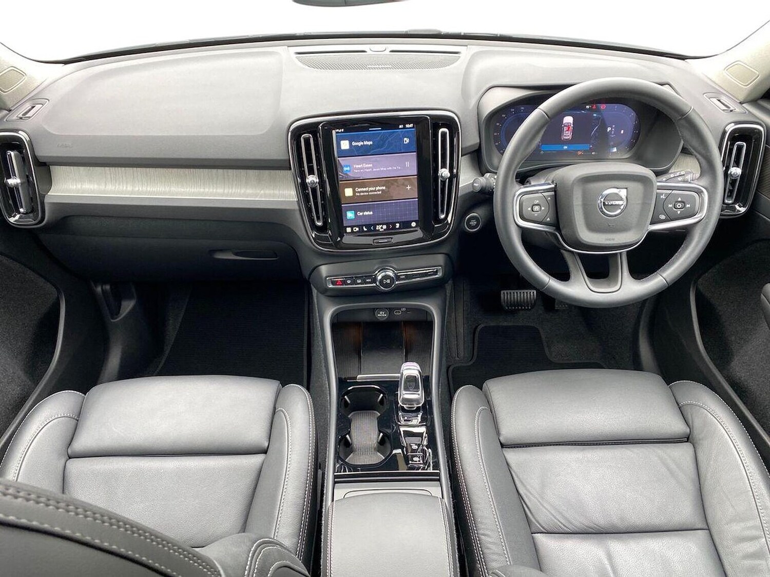 Used Volvo XC40 2024 for sale - 76207469: Photo 8