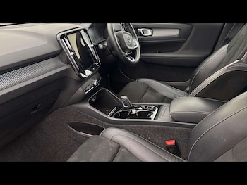 Used Volvo XC40 2021 for sale - 78670812: Photo