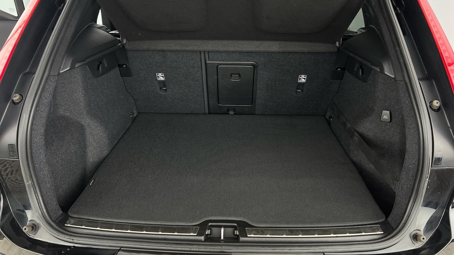 Used Volvo XC40 2020 for sale - 76725924: Photo 10