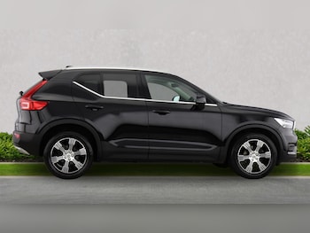 Used Volvo XC40 2020 for sale - 76725924: Photo