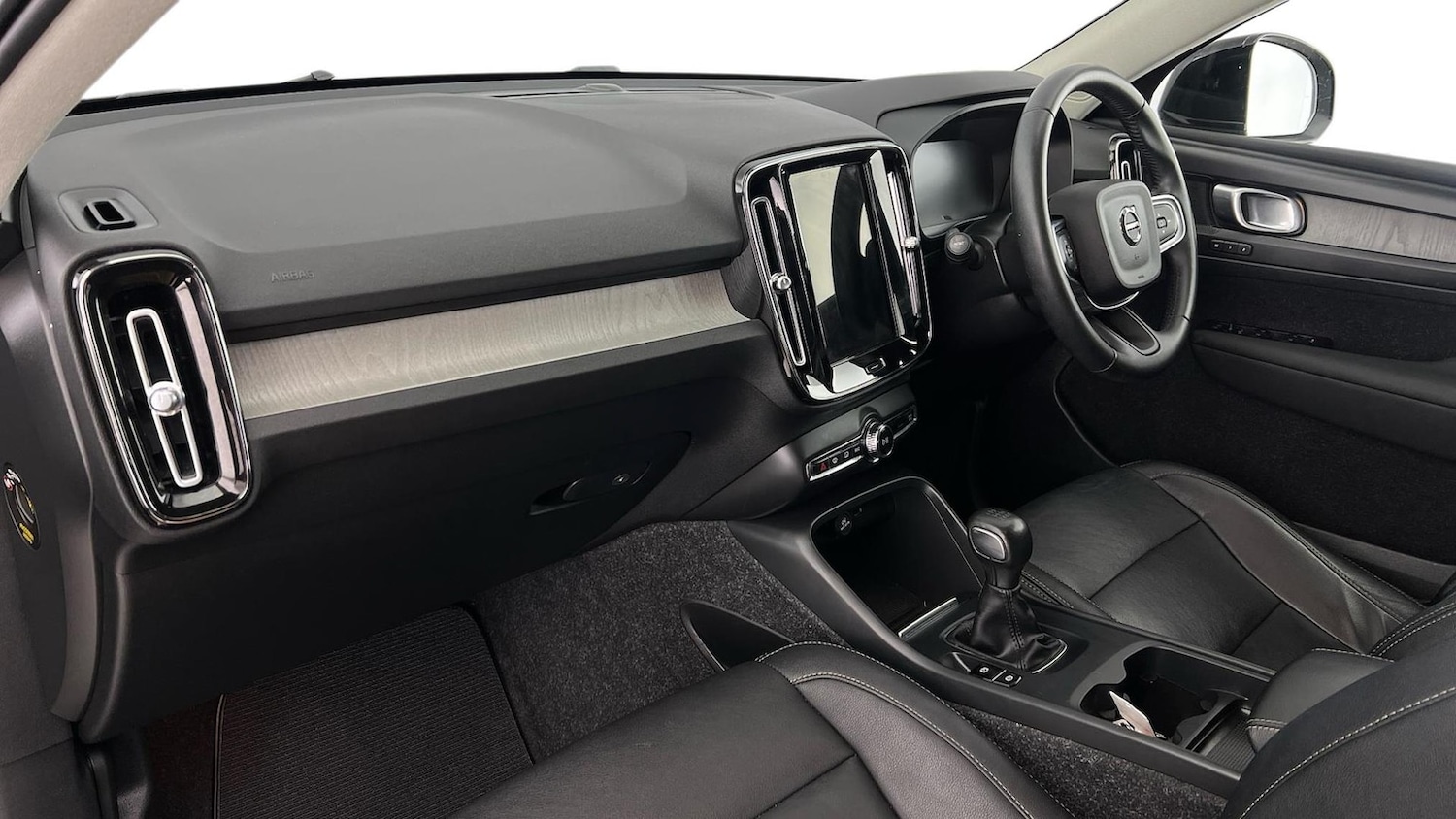 Used Volvo XC40 2020 for sale - 76725924: Photo 7