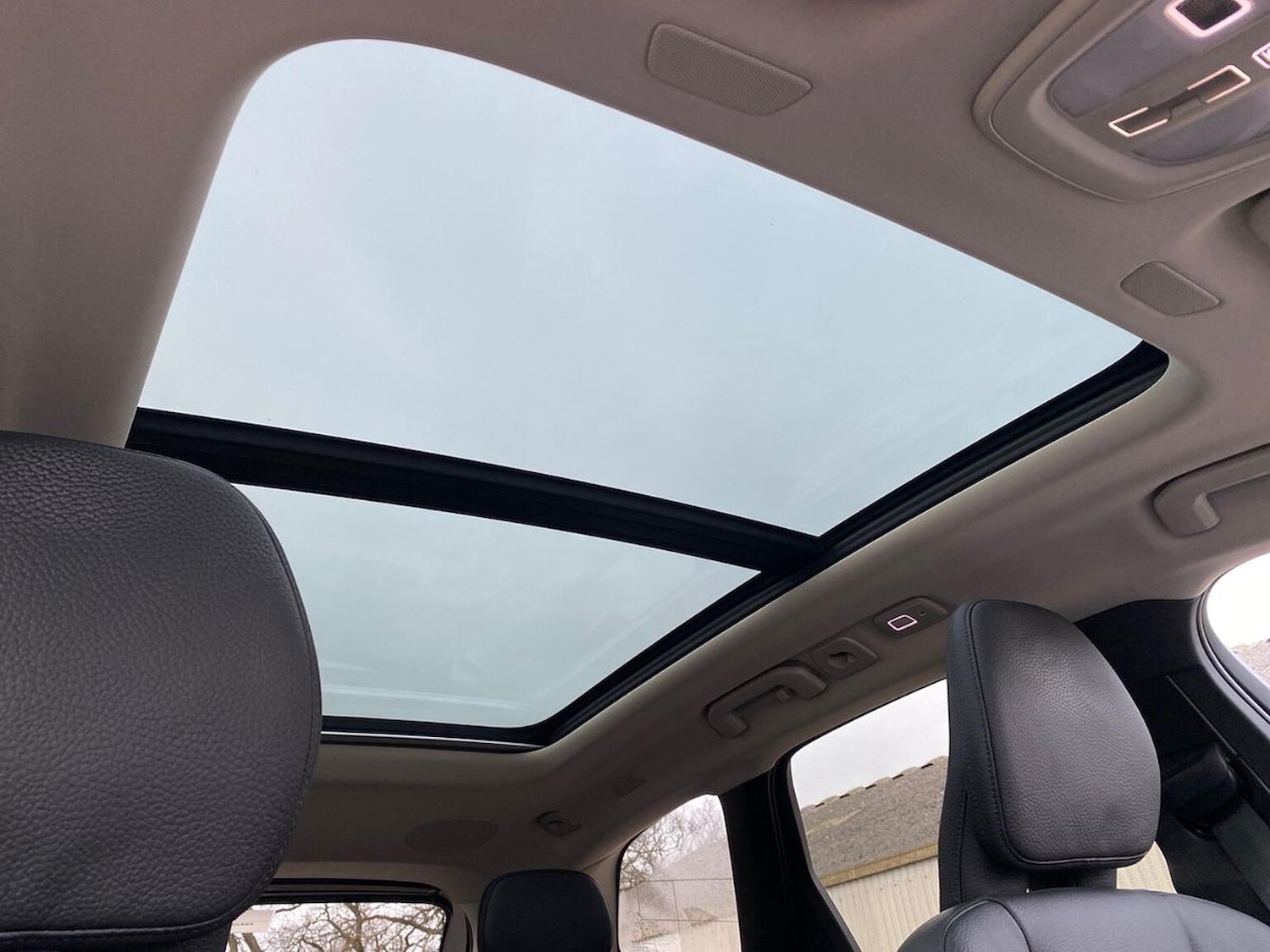 Used Volvo XC60 2022 for sale - 76974569: Photo 32