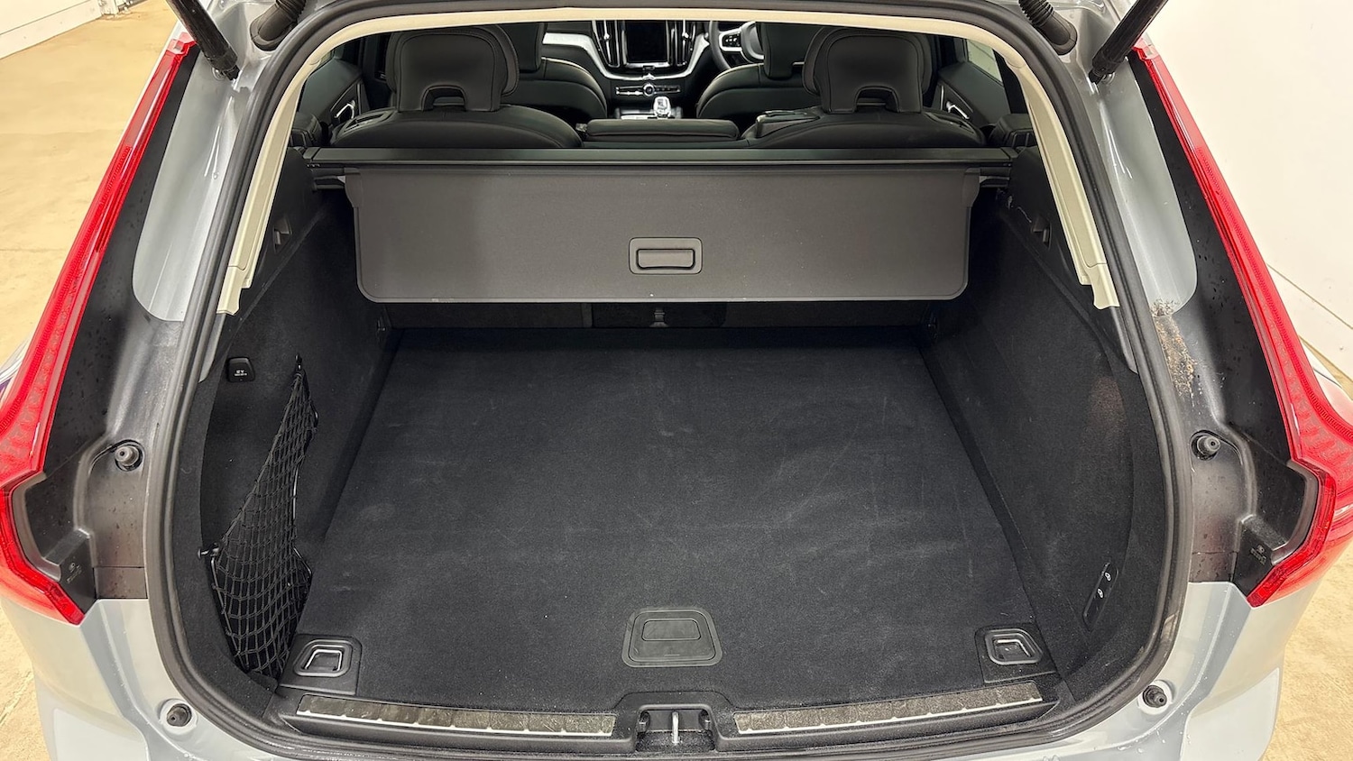 Used Volvo XC60 2025 for sale - 76439812: Photo 11