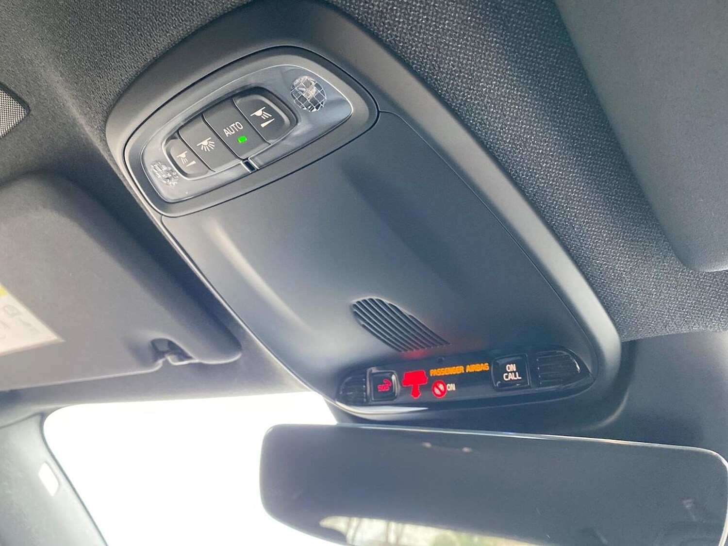 Used Volvo XC40 2020 for sale - 76497350: Photo 16