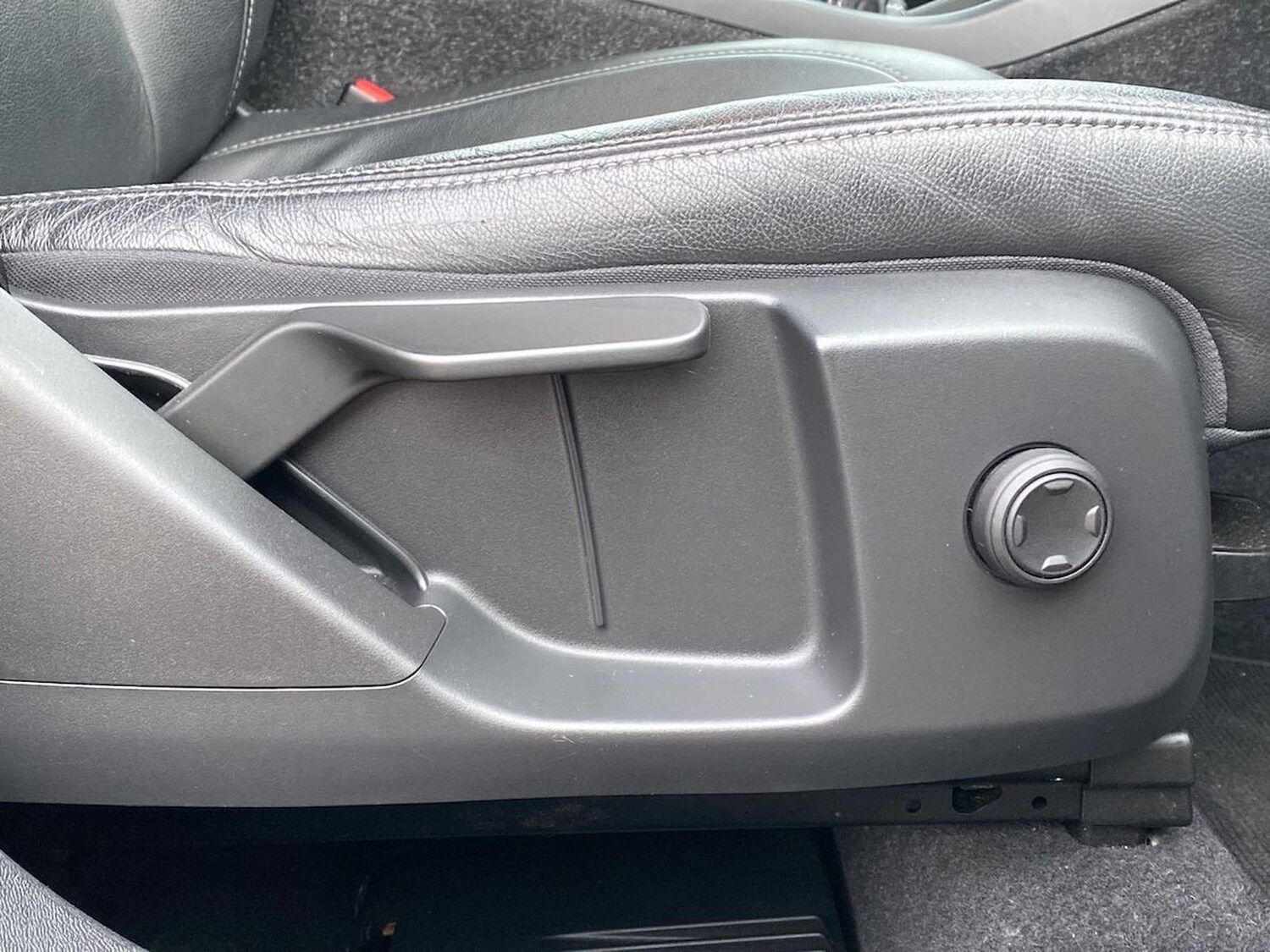 Used Volvo XC40 2020 for sale - 76497350: Photo 32