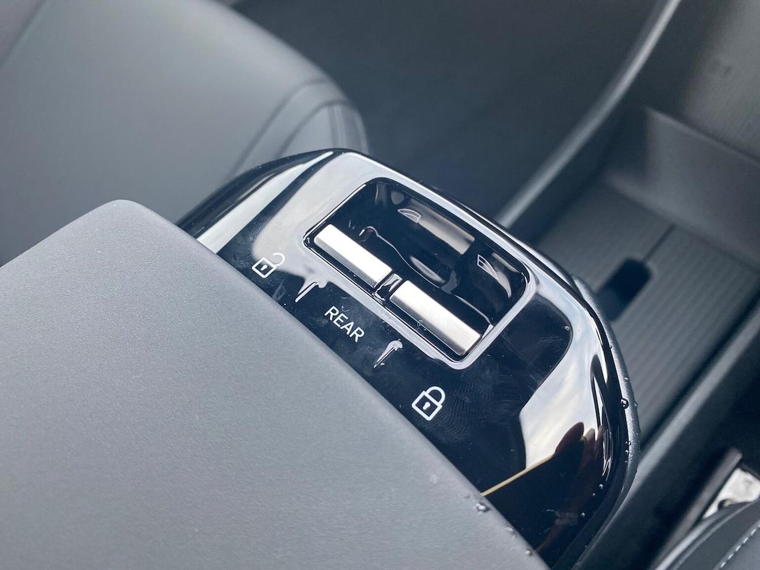 Used Volvo EX30 2025 for sale - 77028049: Photo 23