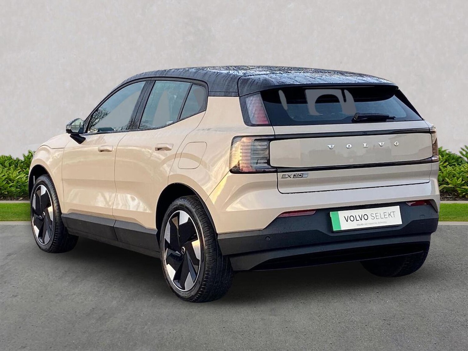 Used Volvo EX30 2025 for sale - 77028049: Photo 4