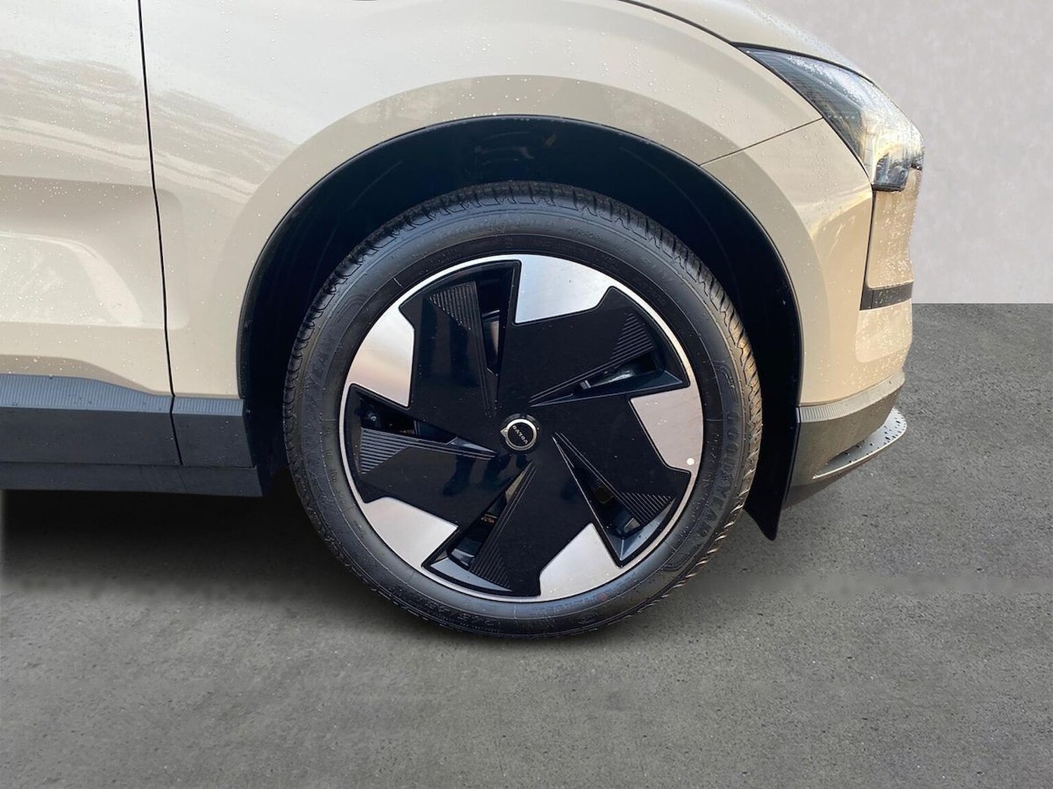 Used Volvo EX30 2025 for sale - 77028049: Photo 8