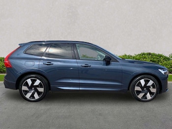 Used Volvo XC60 2023 for sale - 79081571: Photo
