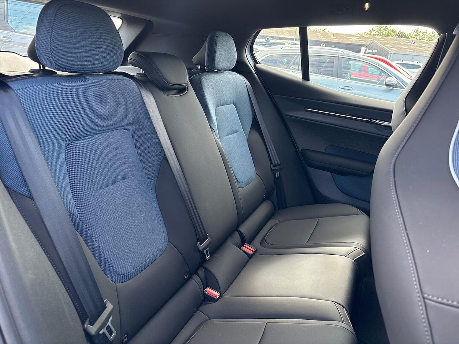 Used Volvo EX30 2025 for sale - 76497358: Photo 16