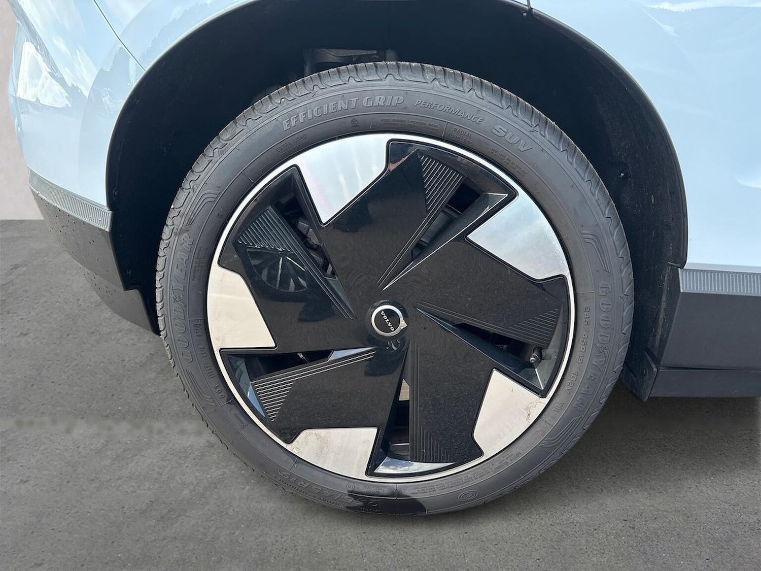 Used Volvo EX30 2025 for sale - 76497358: Photo 6