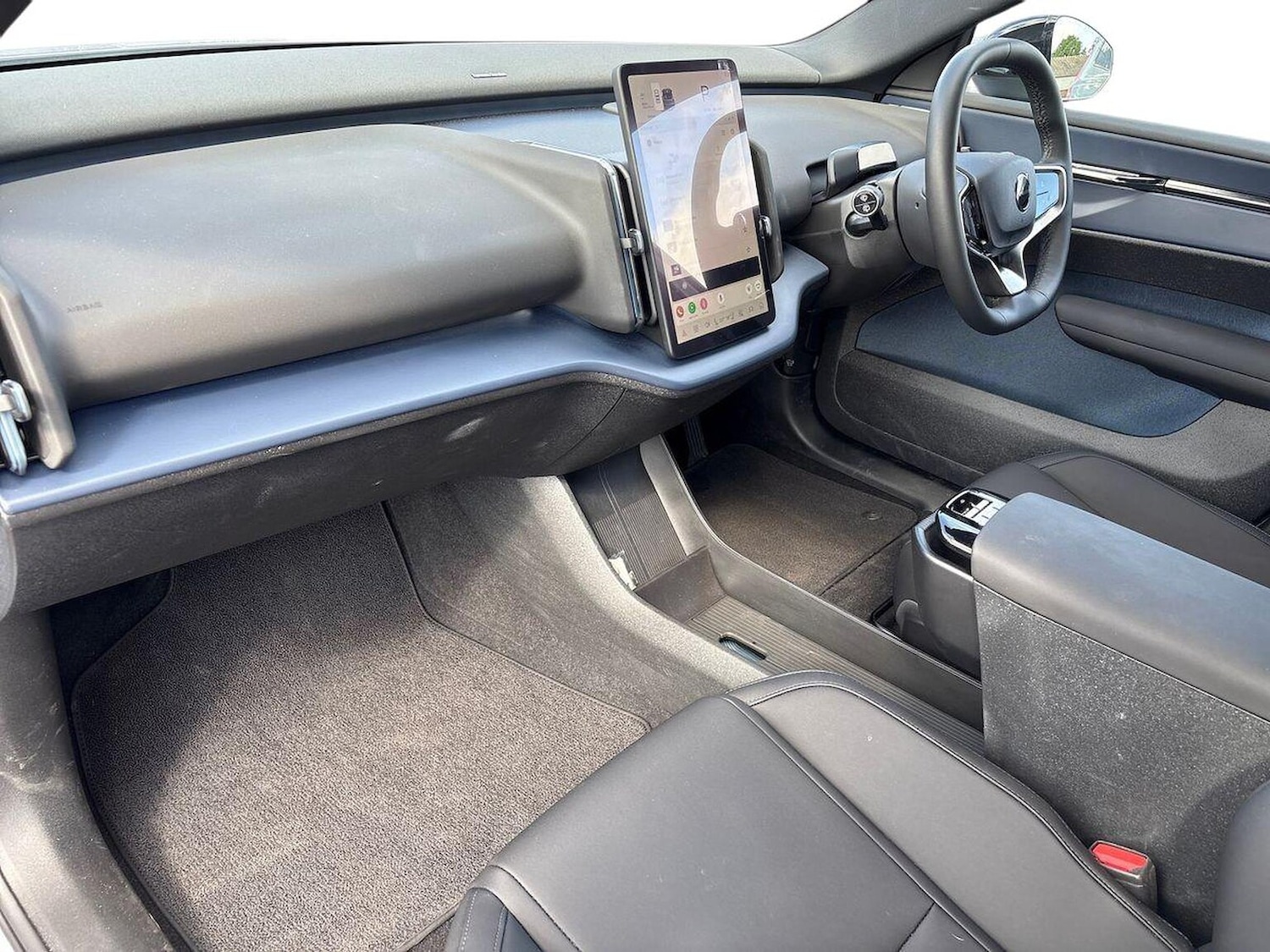 Used Volvo EX30 2025 for sale - 76497358: Photo 7