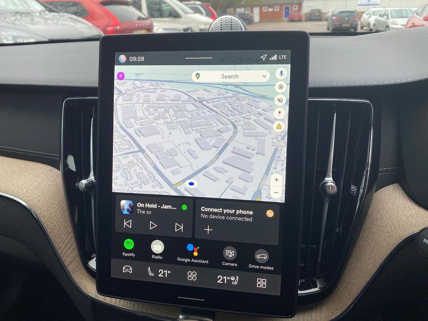 Used Volvo XC60 2025 for sale - 77548370: Photo 11