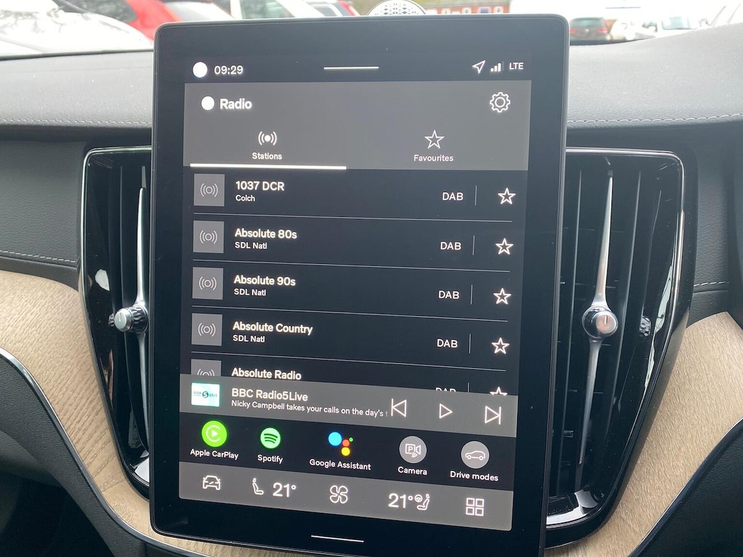 Used Volvo XC60 2025 for sale - 77548370: Photo 25