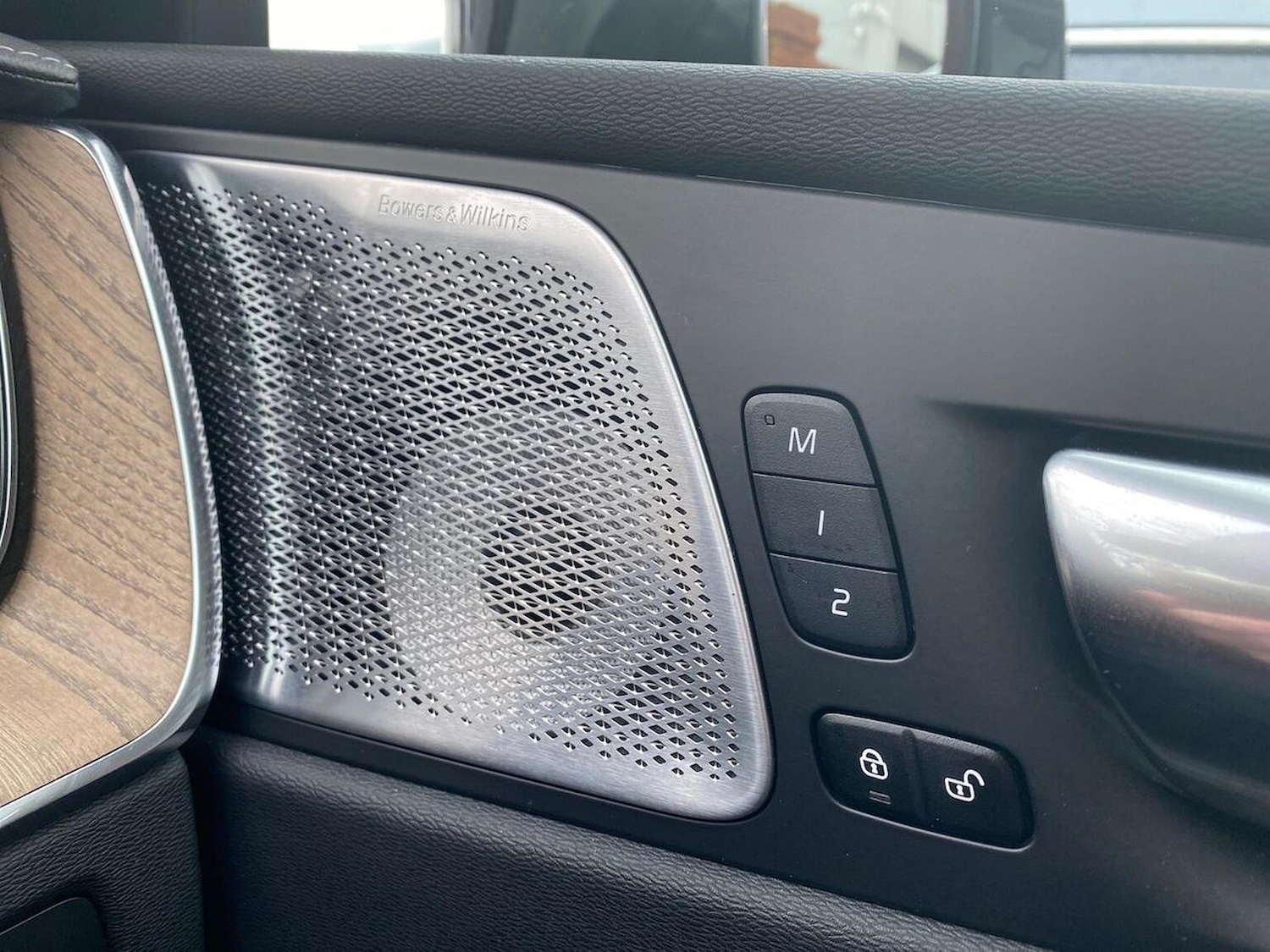 Used Volvo XC60 2025 for sale - 77548370: Photo 31