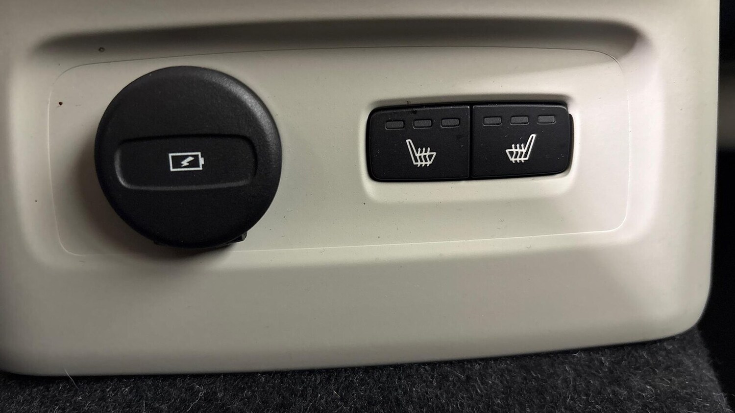 Used Volvo XC40 2022 for sale - 76605554: Photo 22