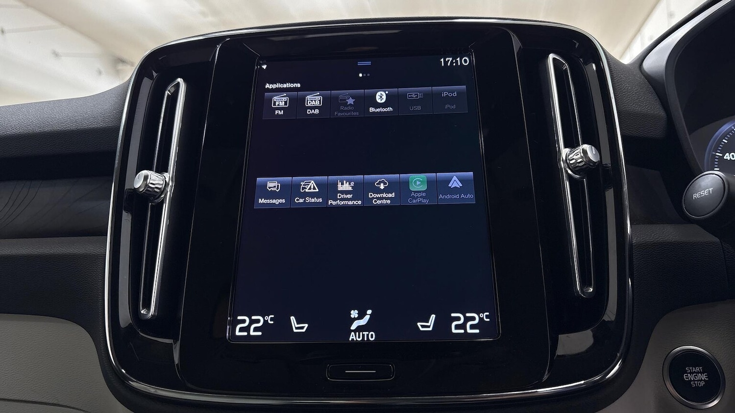 Used Volvo XC40 2022 for sale - 76605554: Photo 25