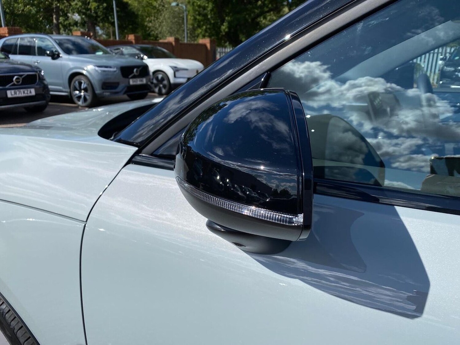 Used Volvo EX30 2025 for sale - 76181436: Photo 16